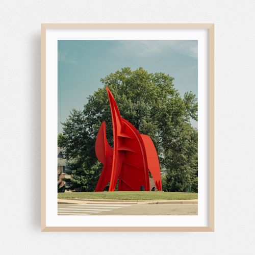 Alexander Calder's Peau Rouge 01