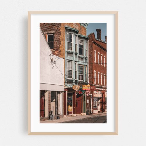 Golden Street, New London 01