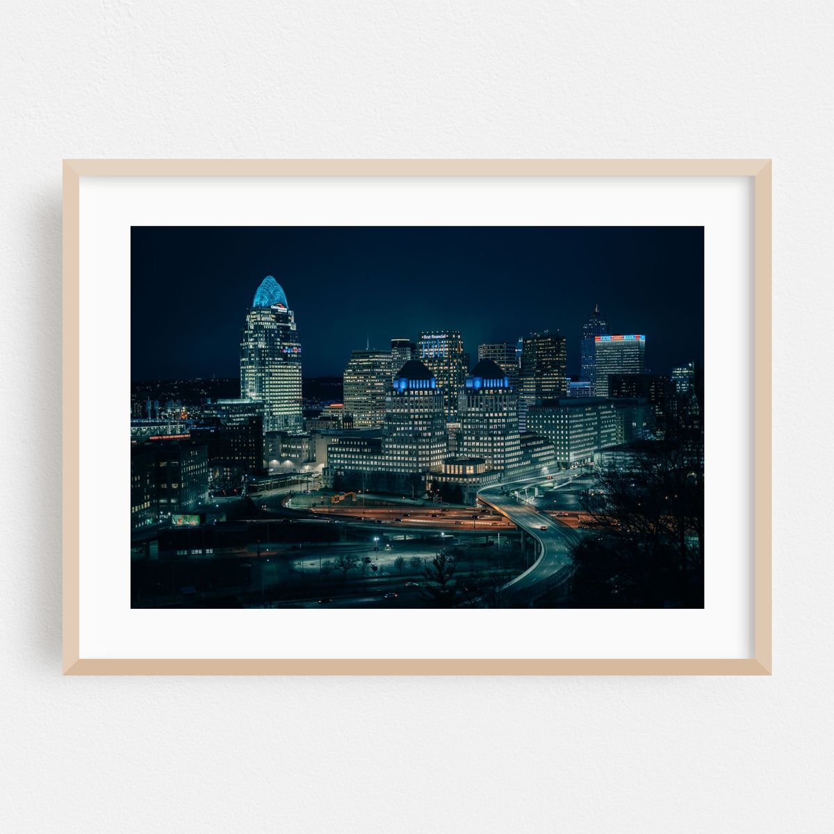 The Cincinnati Skyline 04 – image 1 of 6