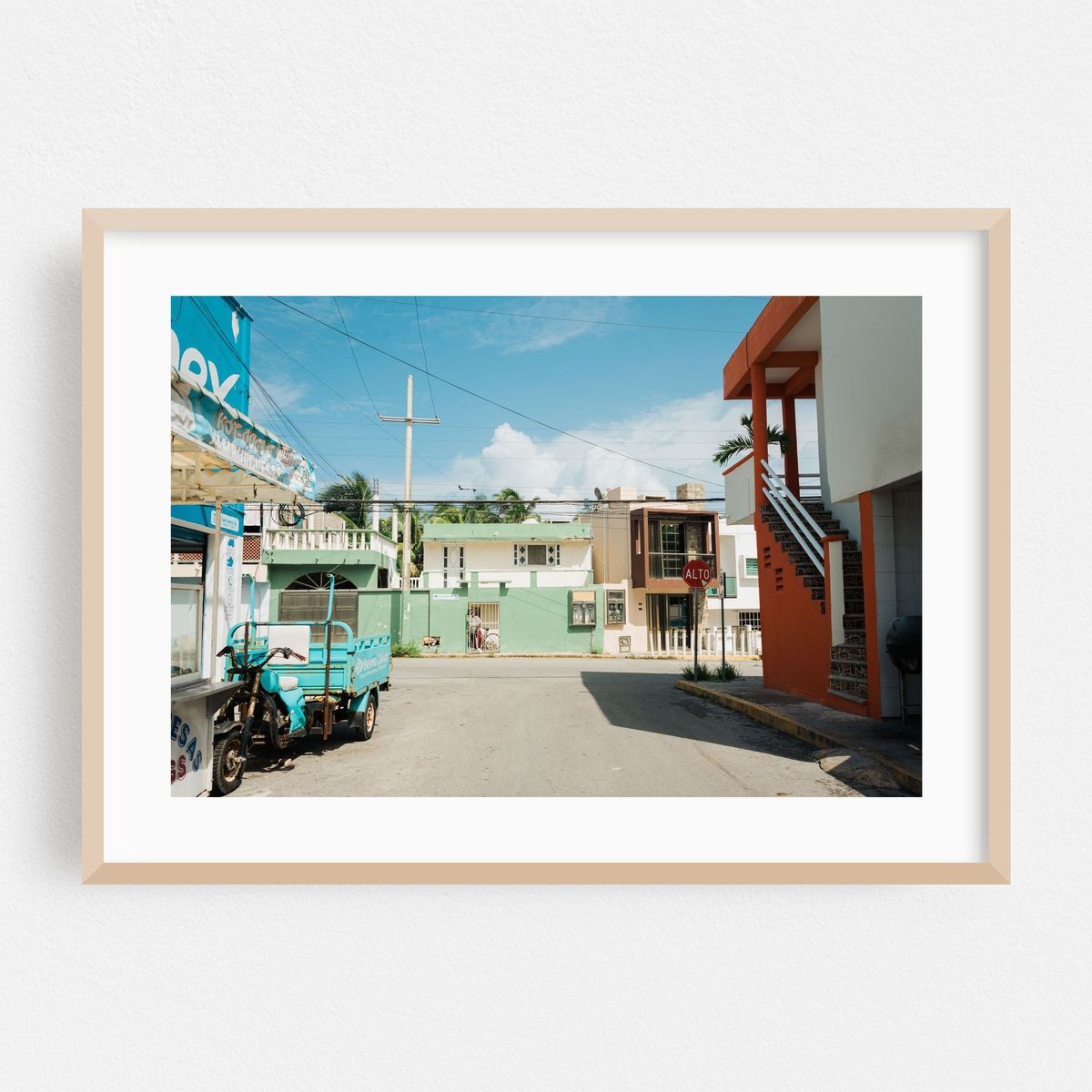 Street in Isla Mujeres 02 – image 1 of 6