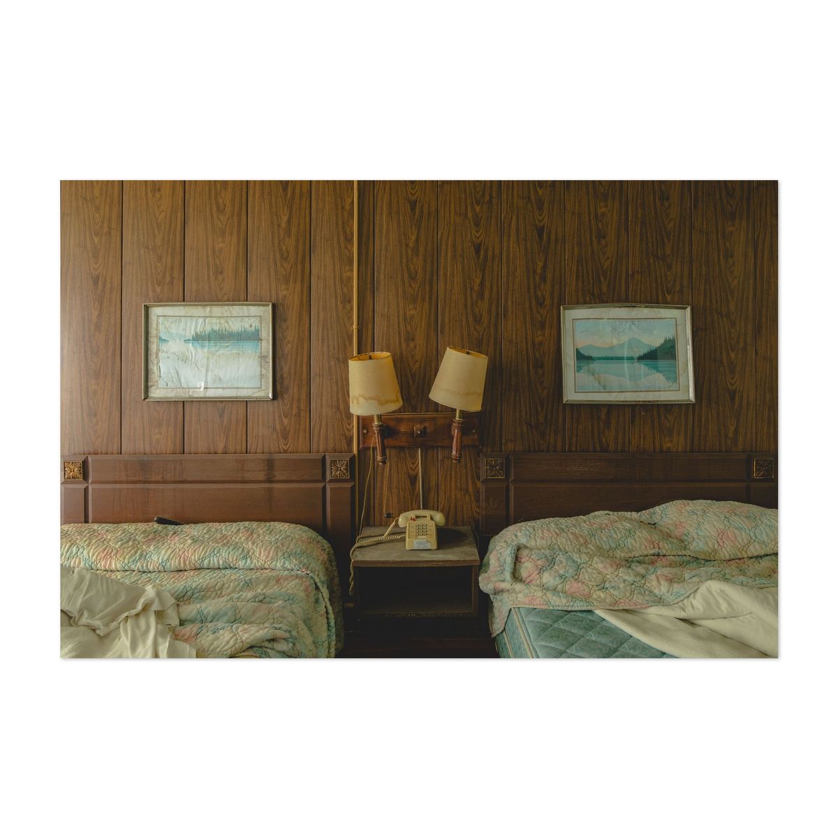 Tiki Inn 02 – image 1 of 2