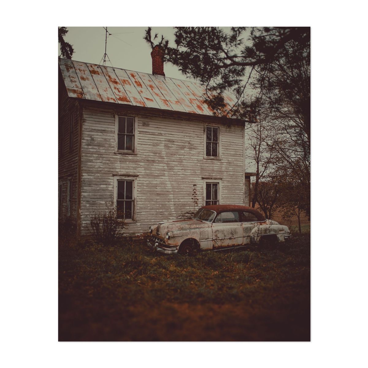 Abandoned Pontiac Chieftain House 01 – image 1 of 2