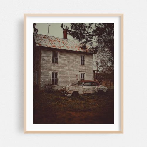 Abandoned Pontiac Chieftain House 01