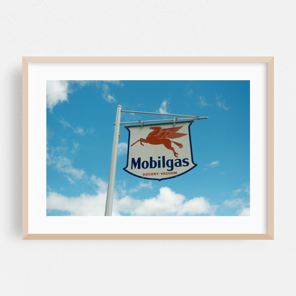 Mobilgas, Millerton – image 1 of 6