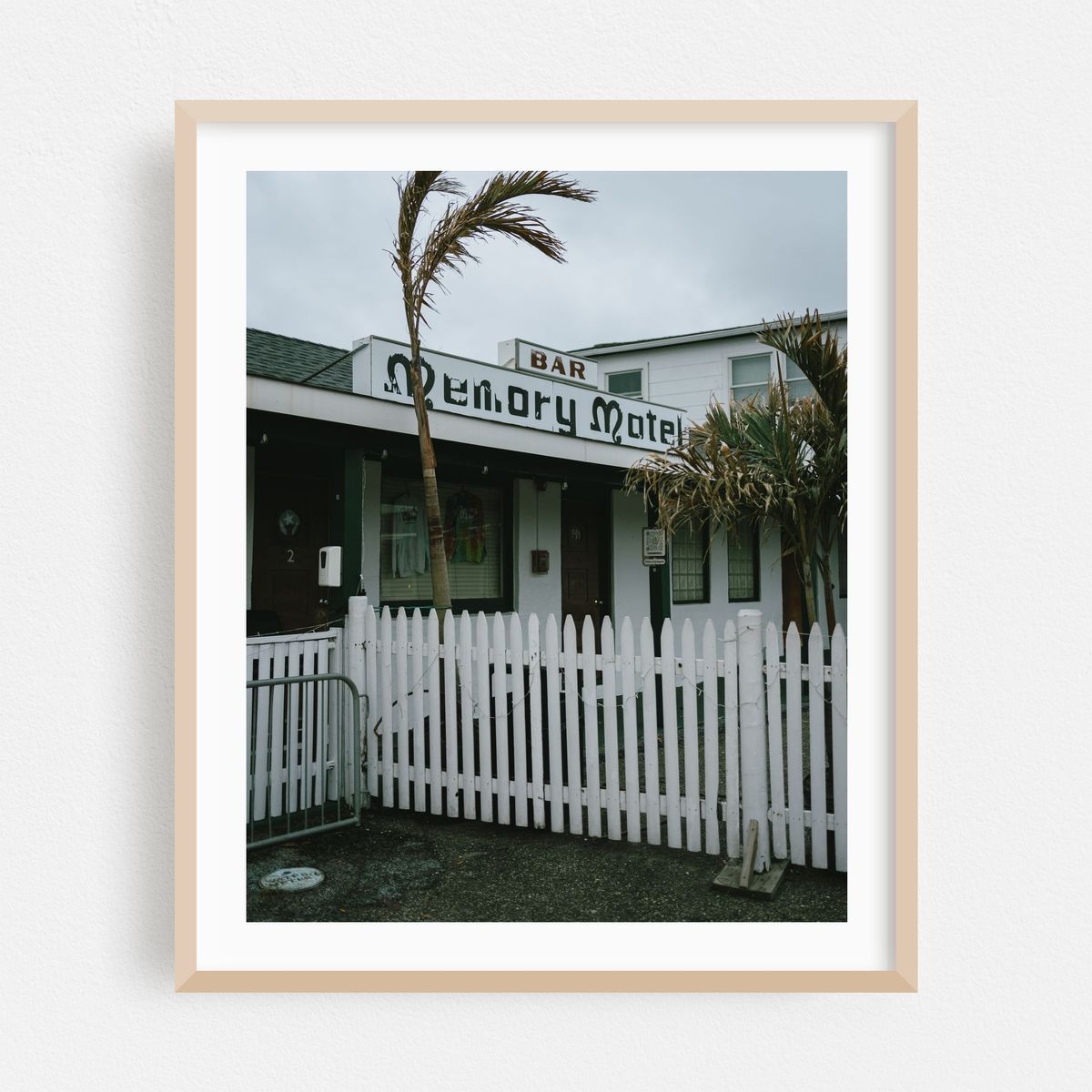 Memory Motel & Bar, Montauk – image 1 of 16