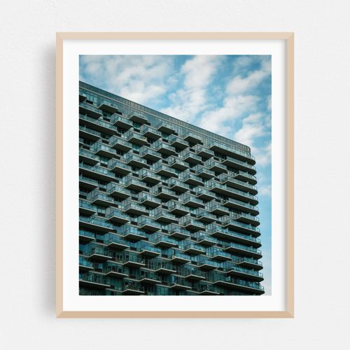 Modern LIC 05
