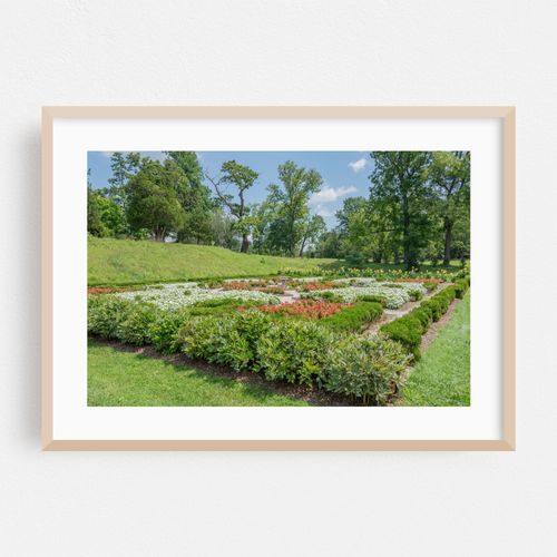 Hampton Estate Garden 8