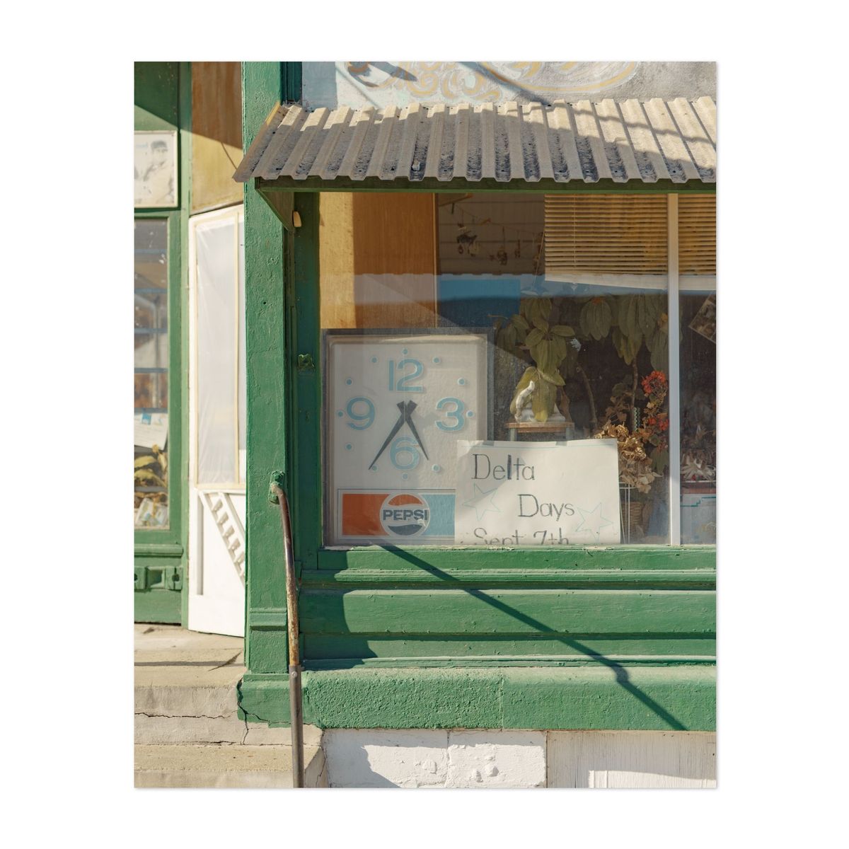 Delta Grocery 04 – image 1 of 2