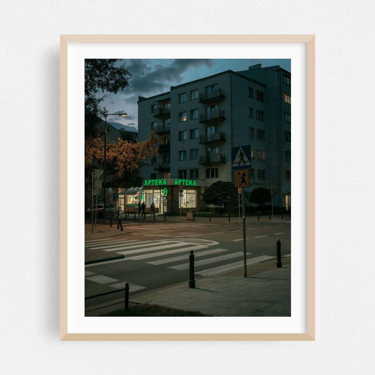 Apteka, Powiśle 01 – image 1 of 12