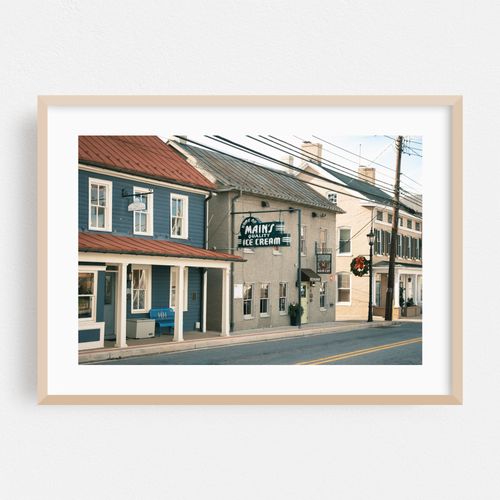 Main Street, Middletown 01