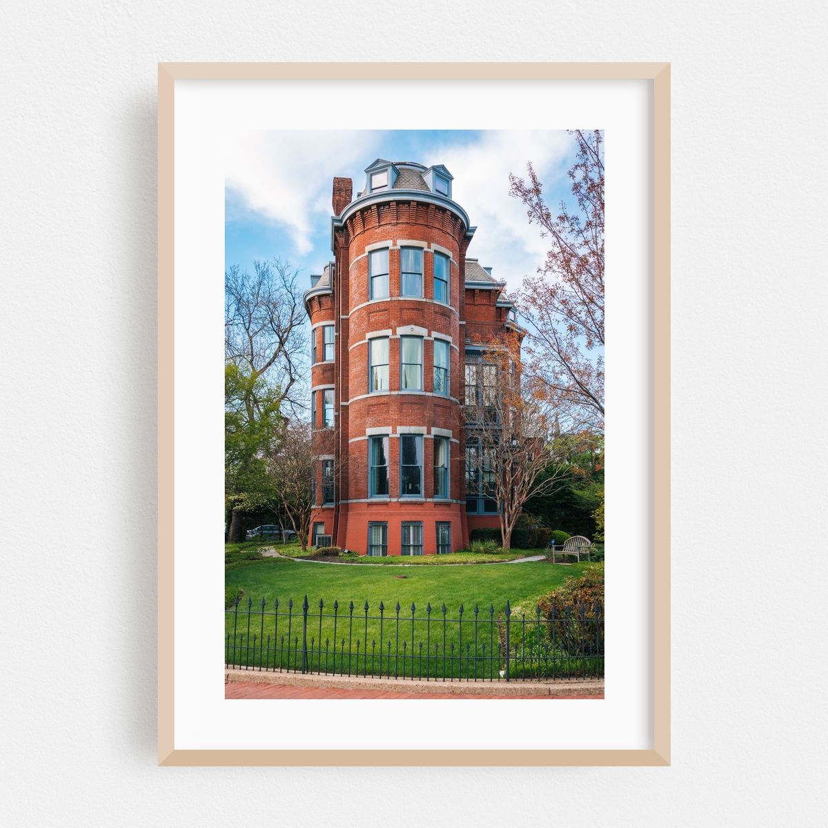 Logan Circle 04 – image 1 of 16