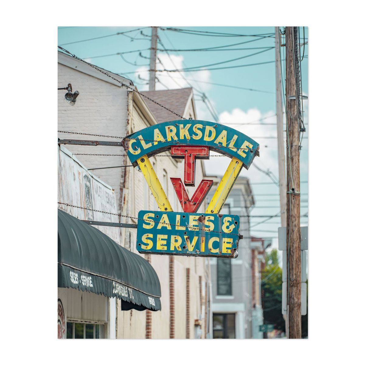 Clarksdale TV 01 – image 1 of 2