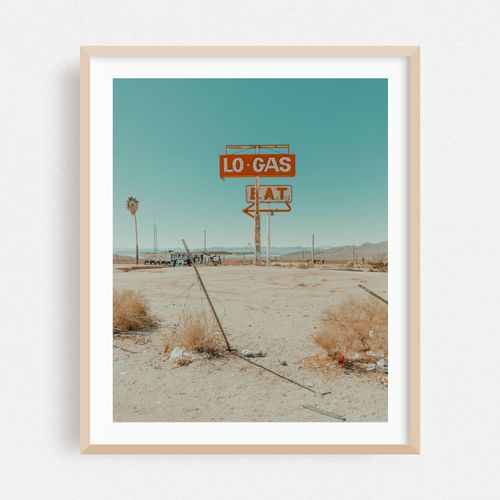 Lo Gas Station 01