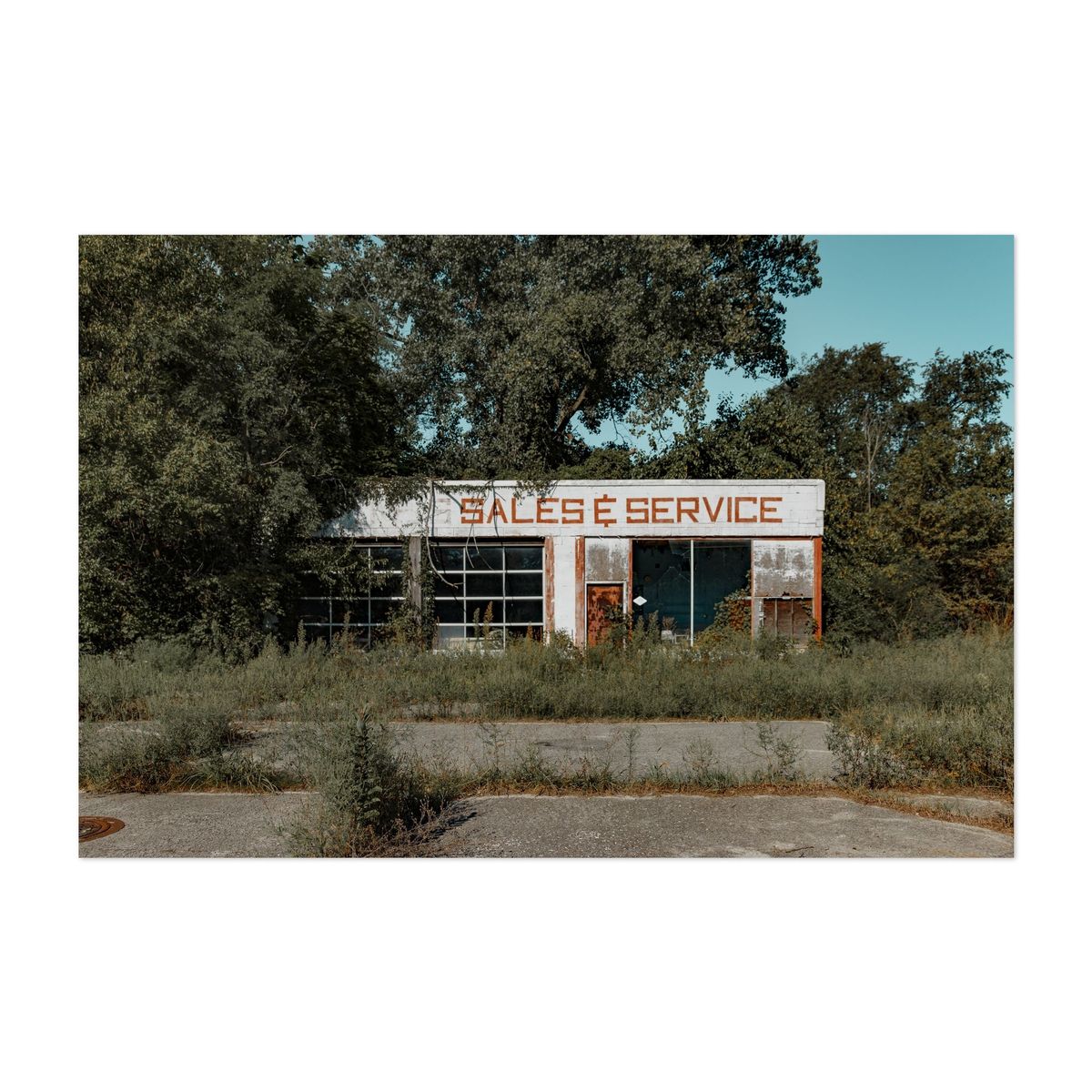 Abandoned Sales & Service Station 04 – image 1 of 2