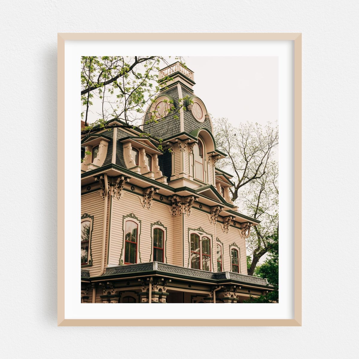 Heck-Andrews House 02 – image 1 of 12