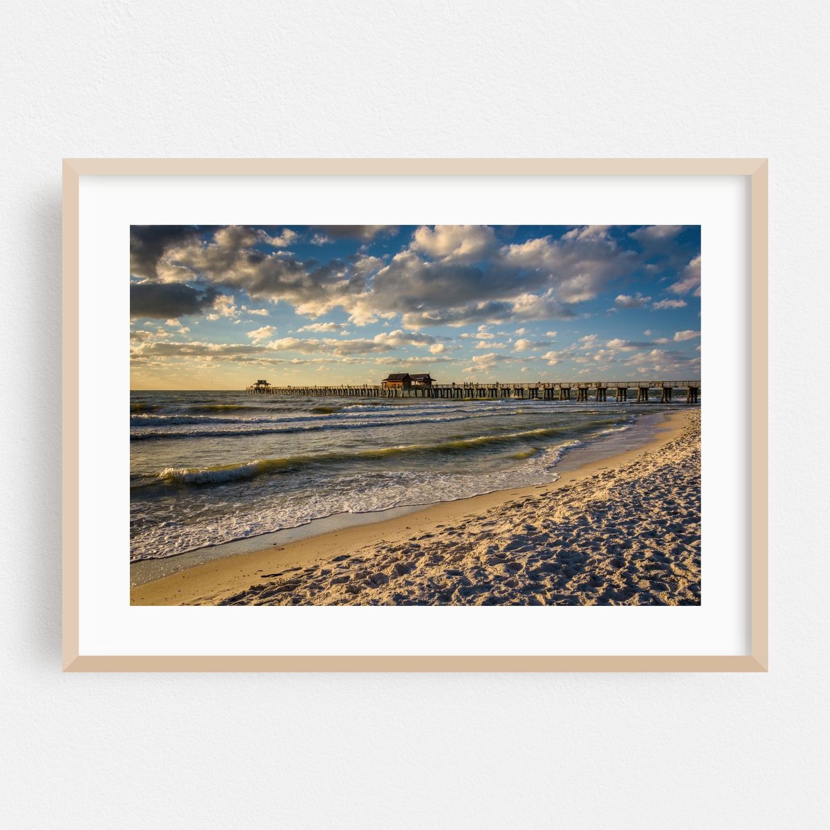 The Pier in Naples 01 – image 1 of 6