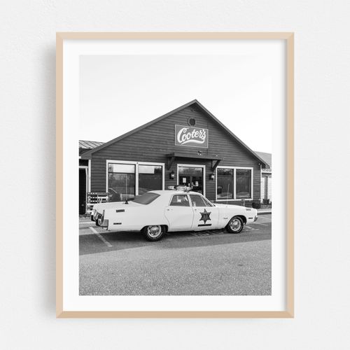 Cooter's, Luray B&W