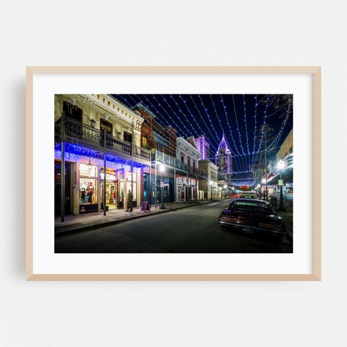 Lights on Dauphin 02