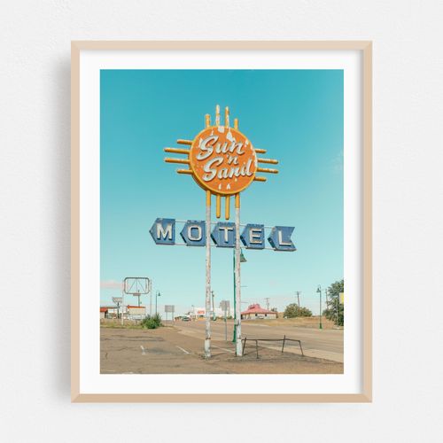 Sun 'n Sand Motel 01