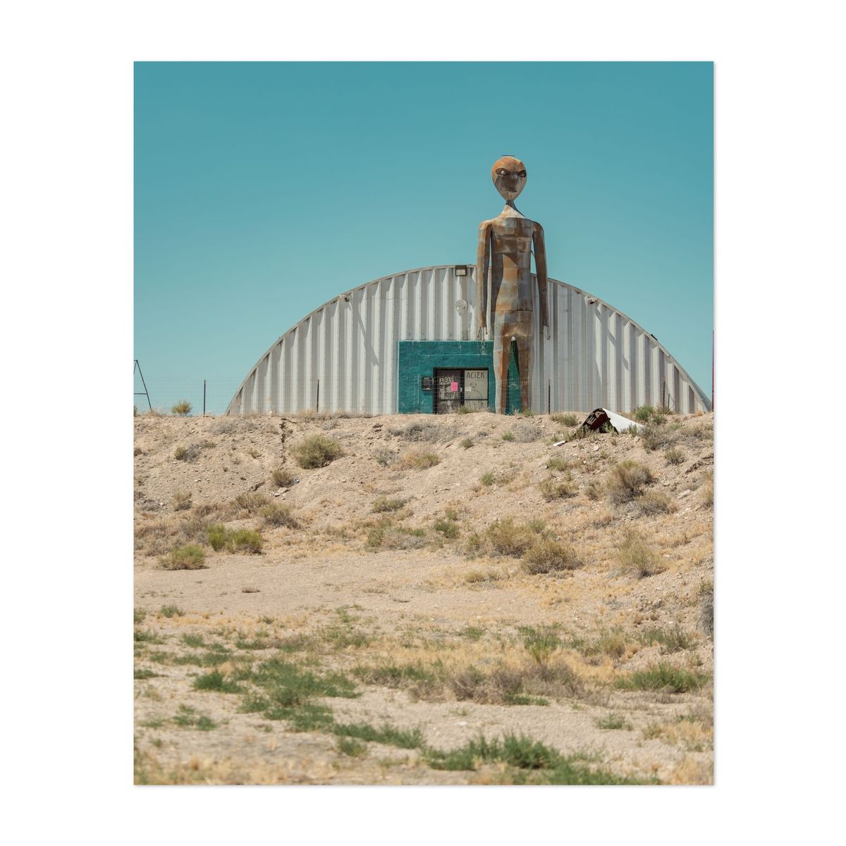 Alien Research Center 01 – image 1 of 2