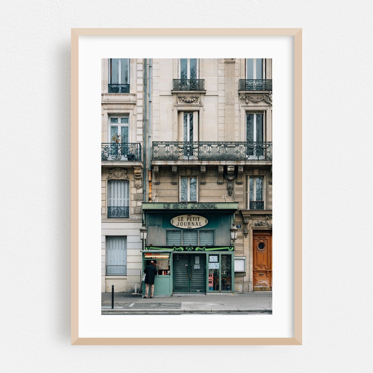 Le Petit Journal – image 1 of 16