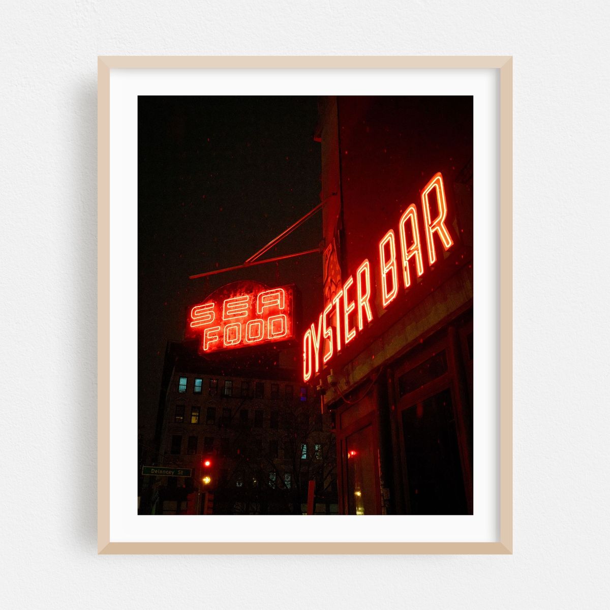 Snowy Oyster Bar, Lower East Side 02 – image 1 of 12