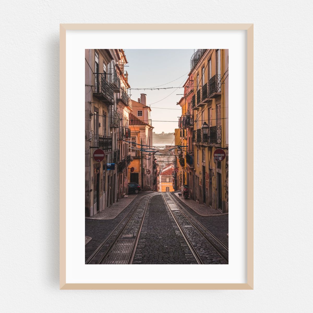 Colorful Bairro Alto 07 – image 1 of 16