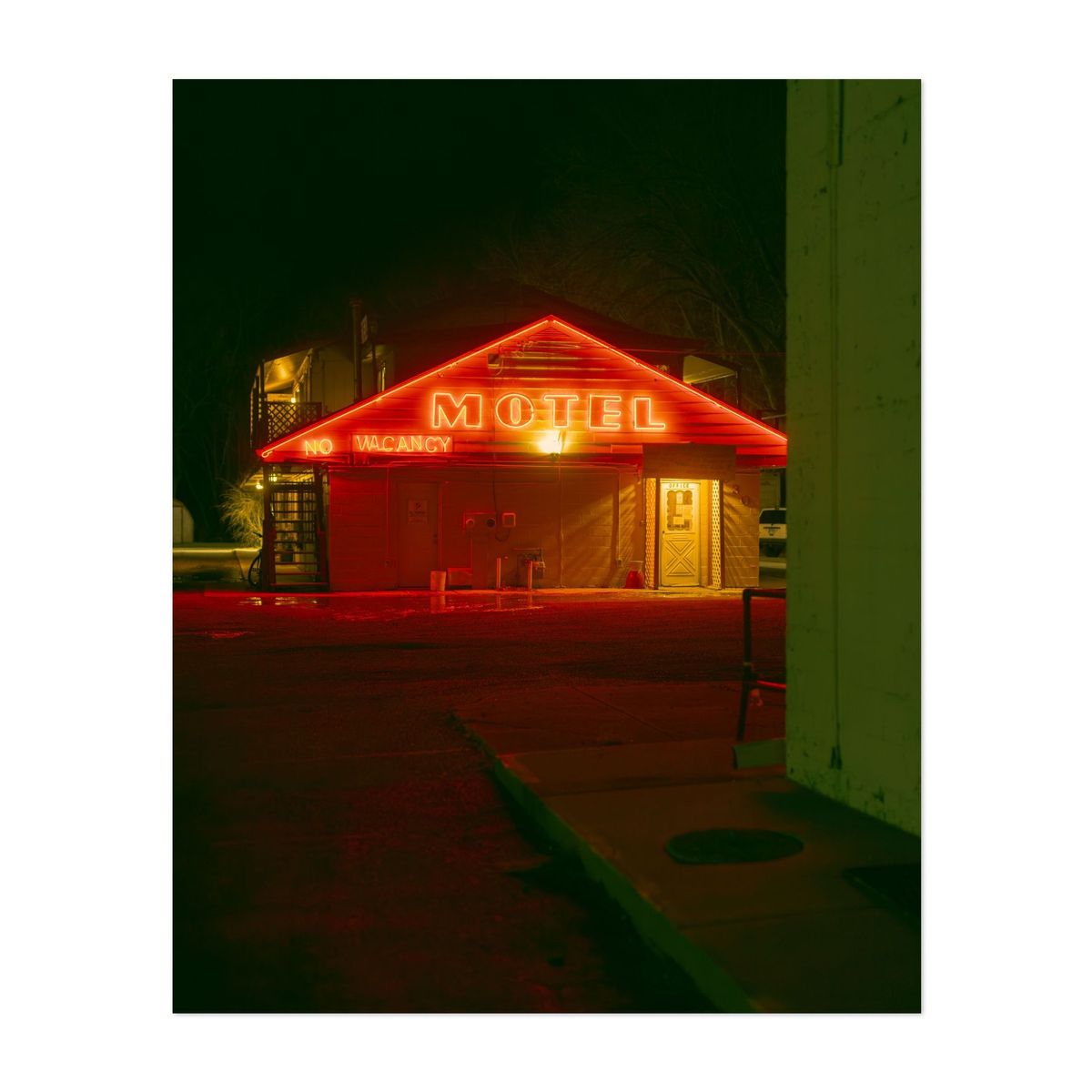 Bob's Woodstock Motel 01 – image 1 of 2
