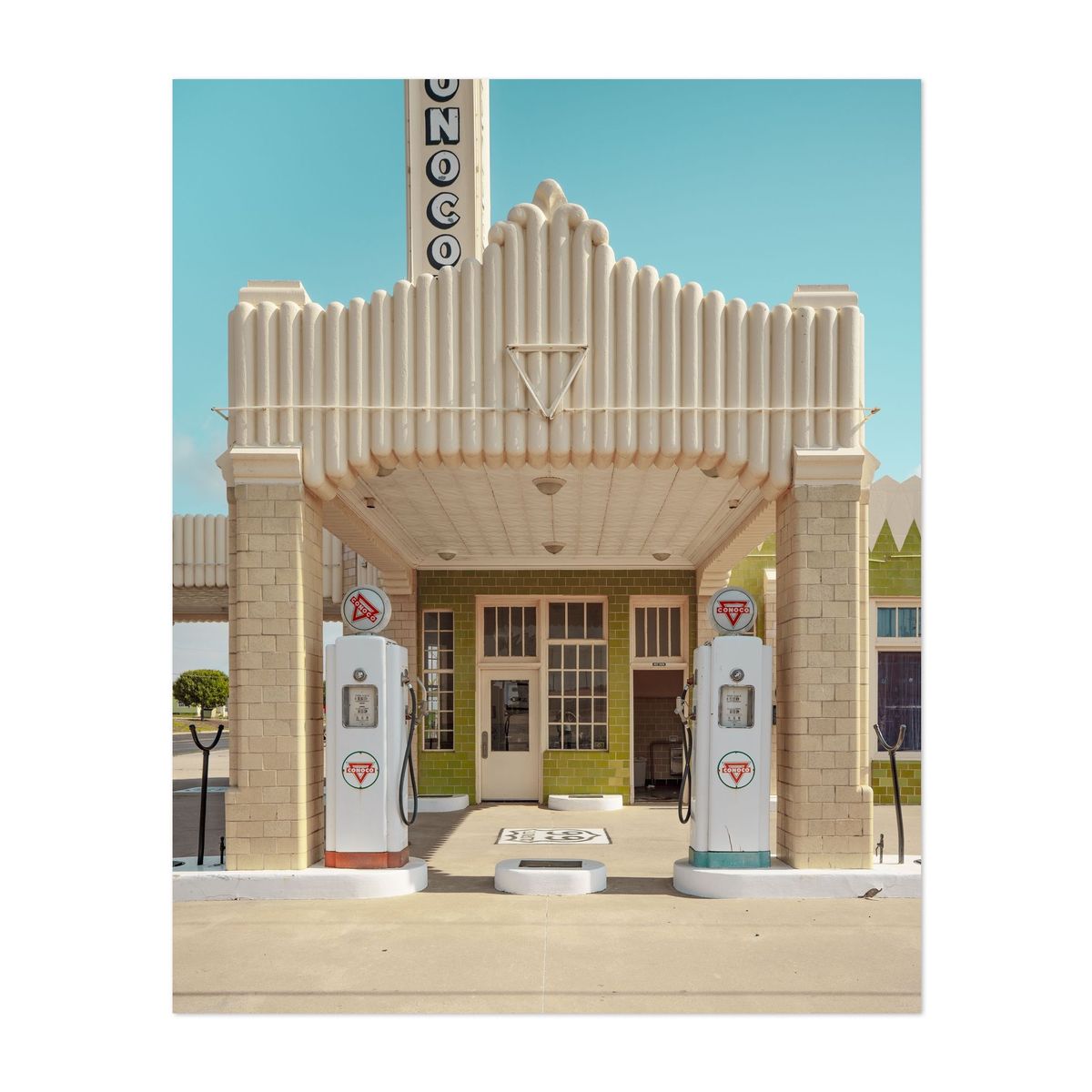Conoco Tower Station 02 – image 1 of 2