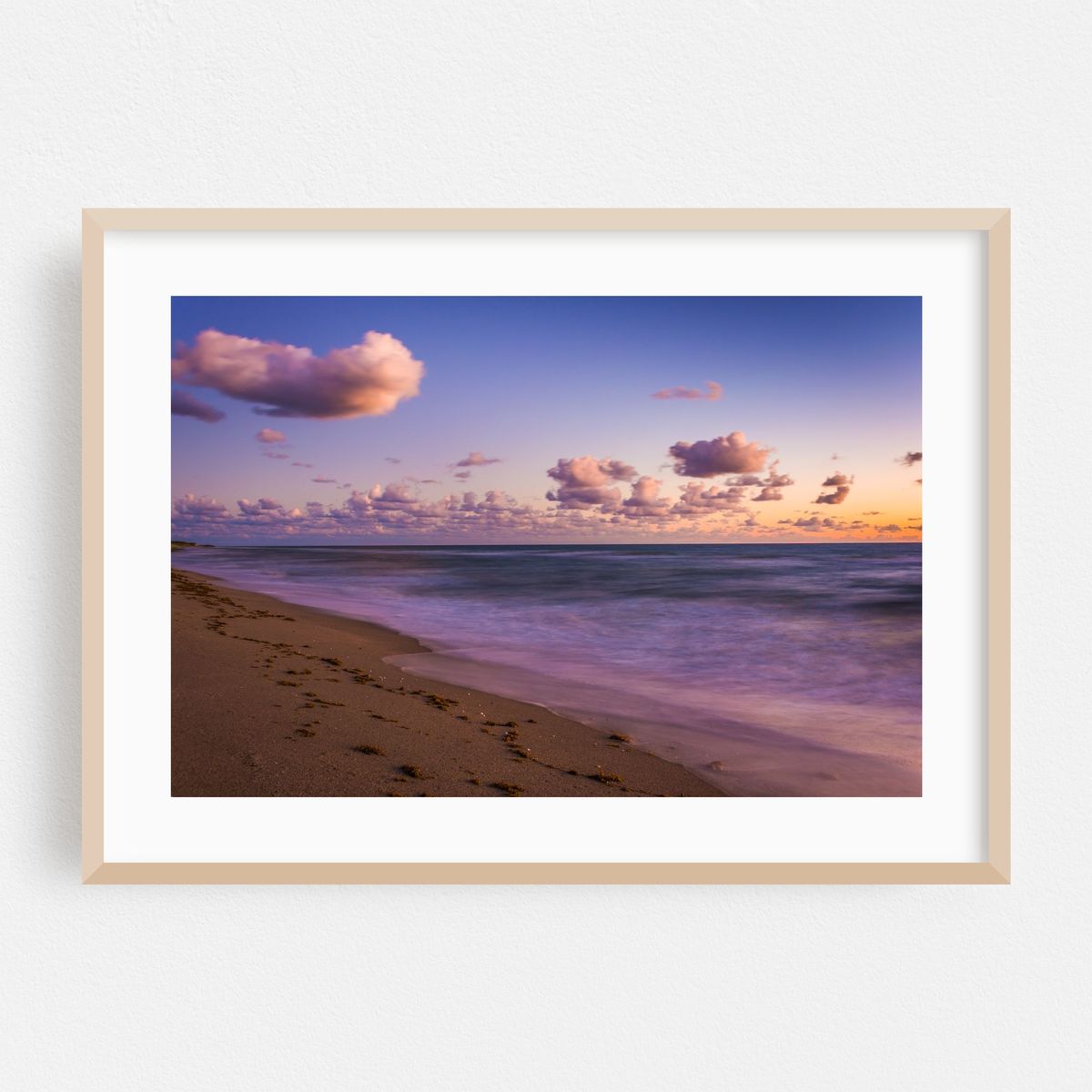 Footprints, Jupiter Island – image 1 of 6