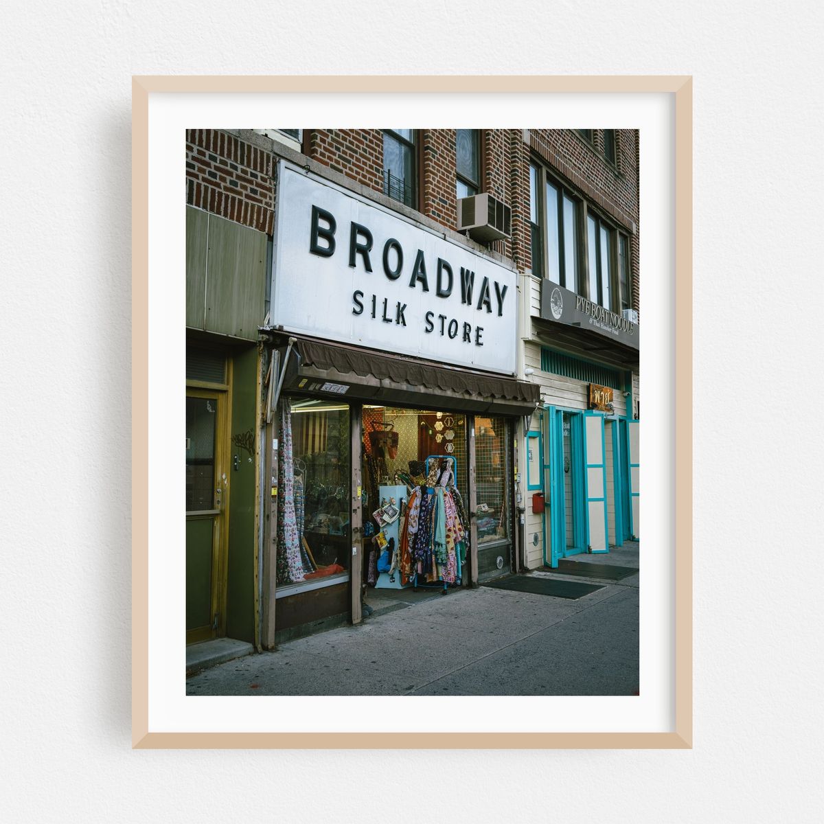 Broadway Silk, Astoria 01 – image 1 of 12