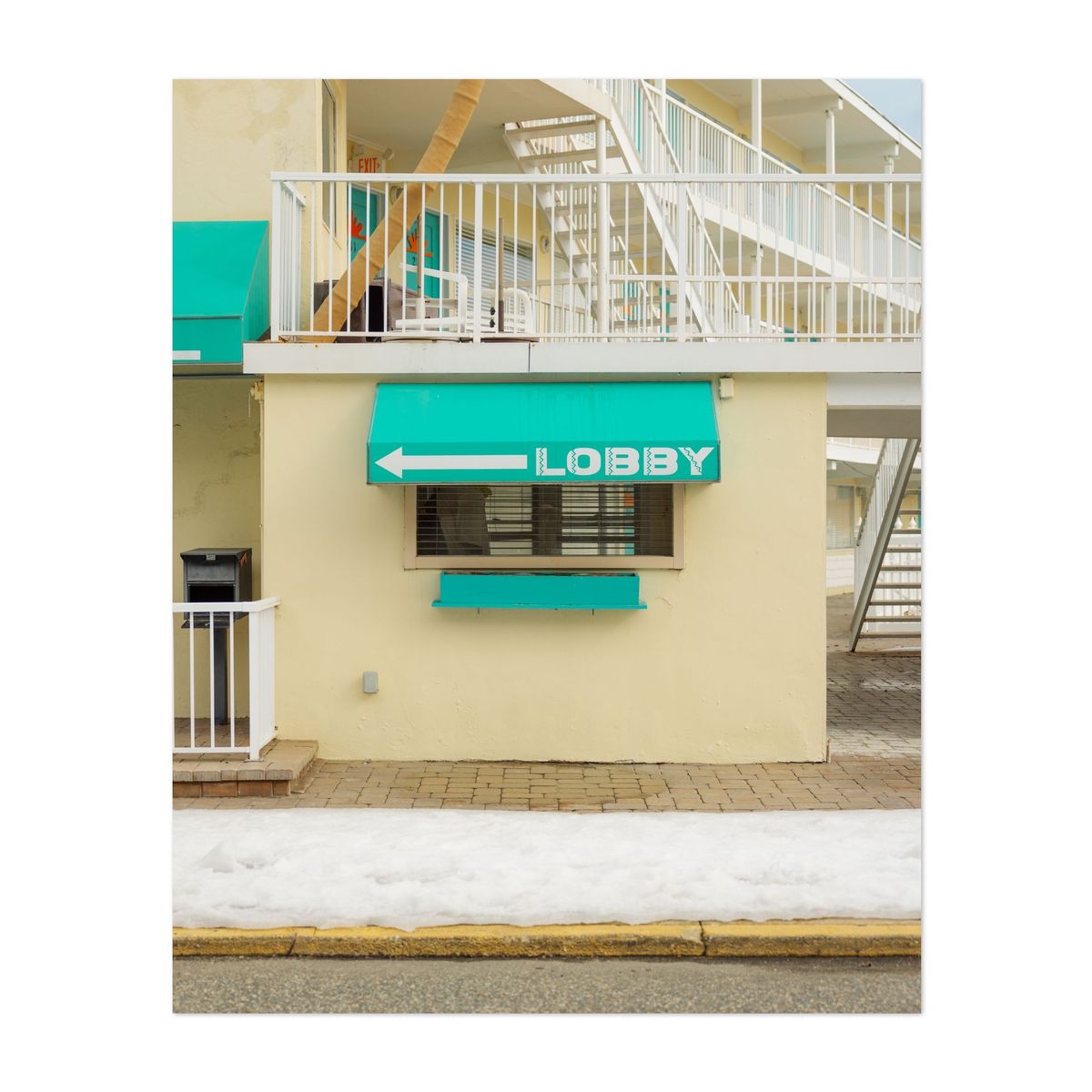 Aztec Motel in Winter 02 – image 1 of 2