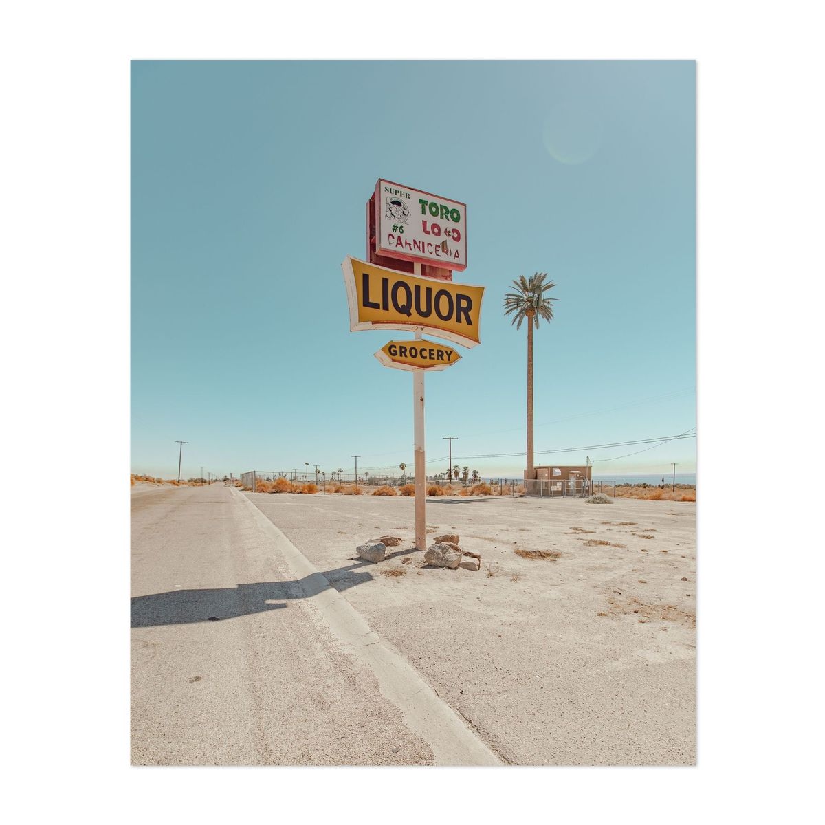 Salton Sea Liquor Sign 01 – image 1 of 2