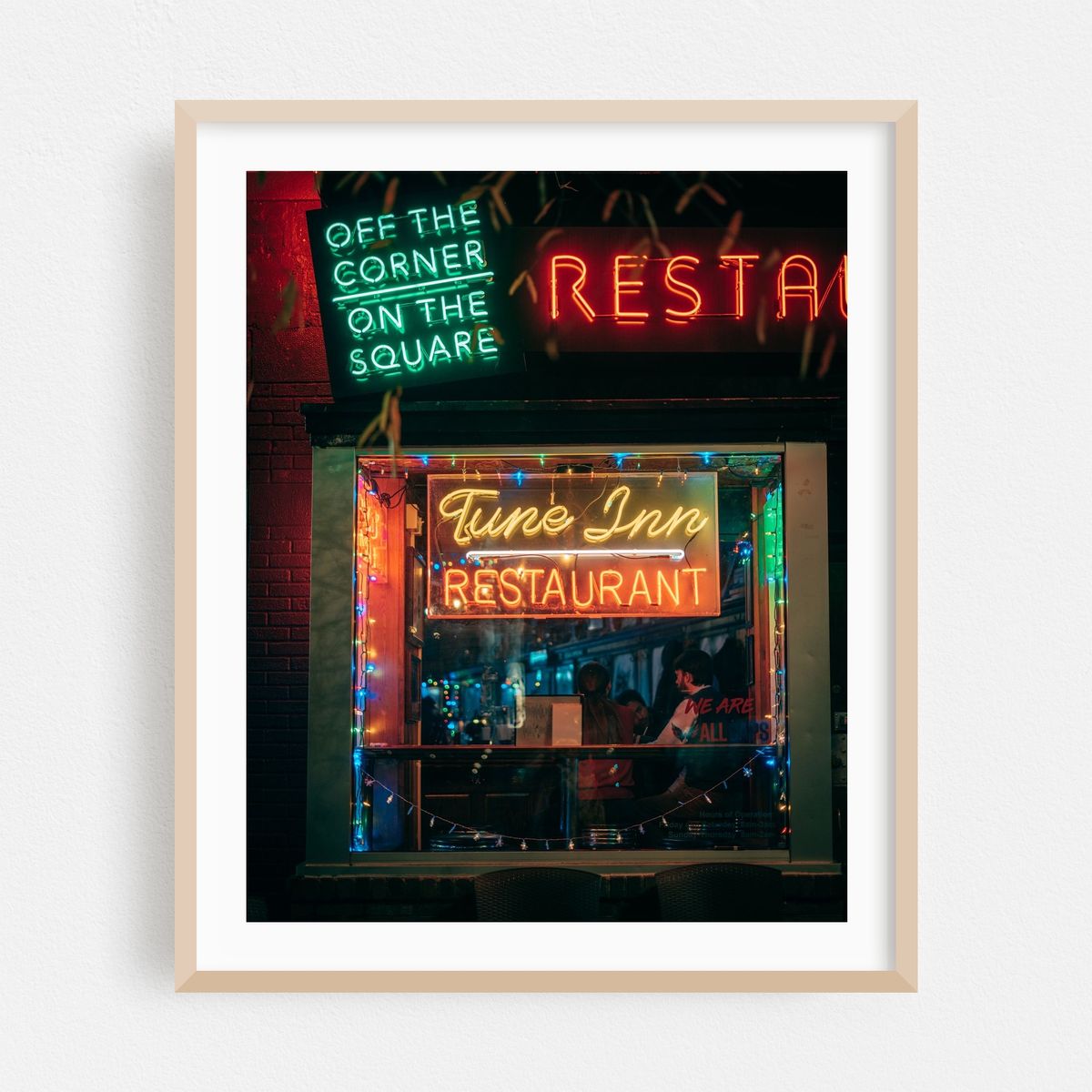 Tune Inn, Capitol Hill – image 1 of 12