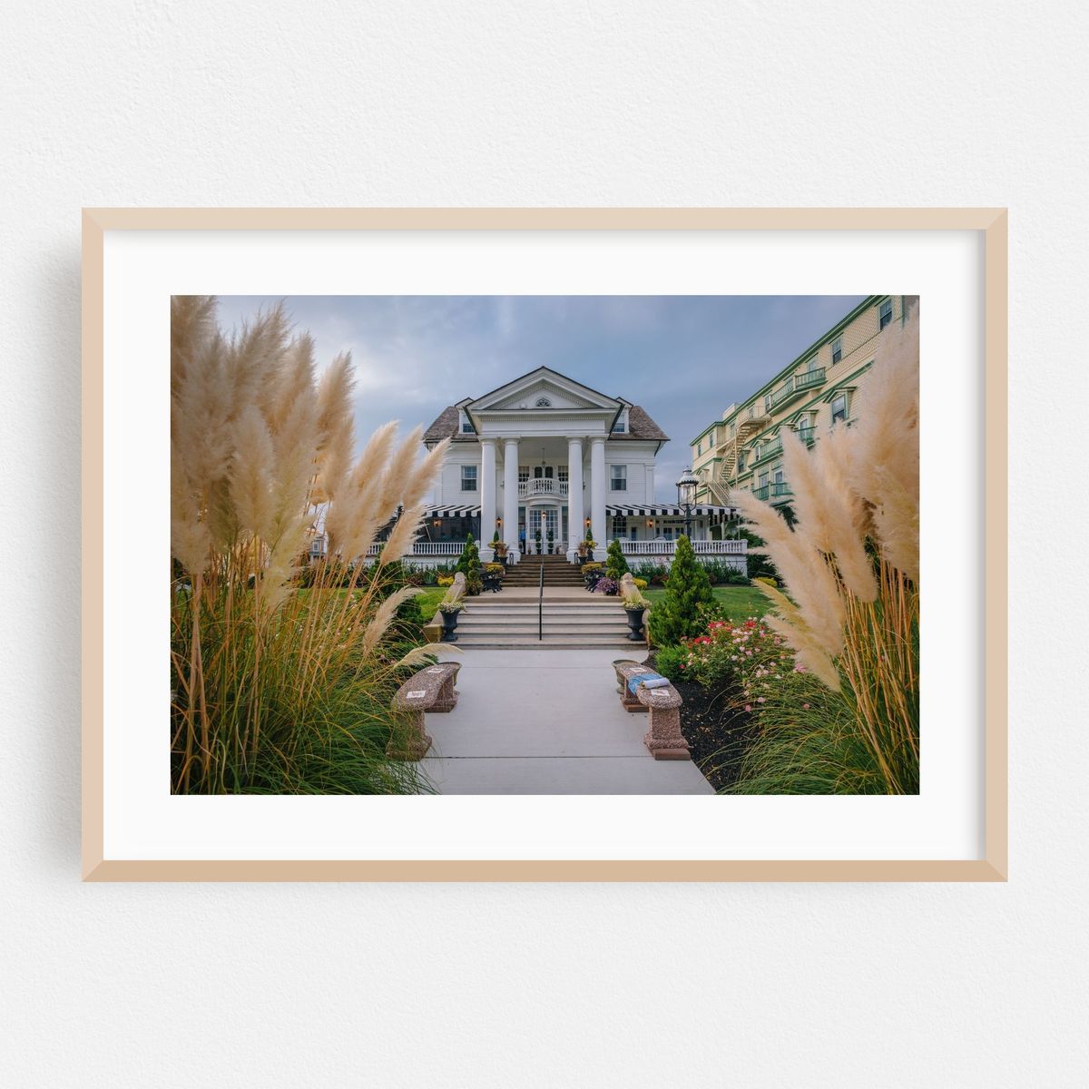 Along Beach Avenue, Cape May – image 1 of 6