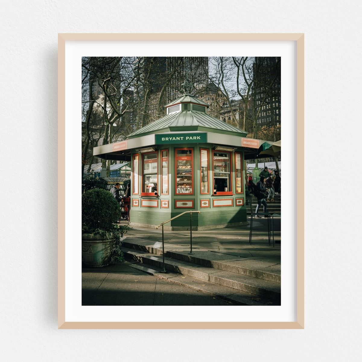 Cafe Kiosk, Bryant Park – image 1 of 12