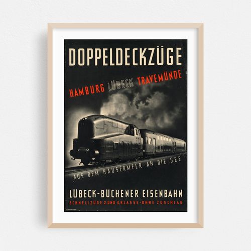 Doppeldeckzuge. Hamburg Lübeck travemünde. Aus dem Häusermeer an die see