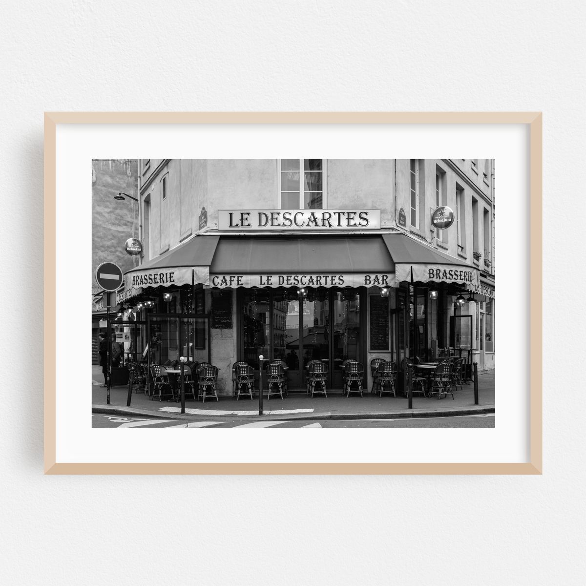 Le Descartes B&W – image 1 of 6
