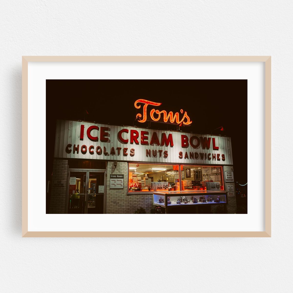 Tom's Ice Cream Bowl, Zanesville – image 1 of 6
