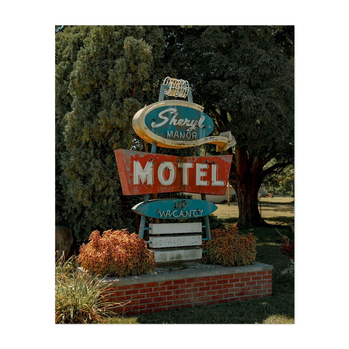 Sheryl Manor Motel – image 1 of 2