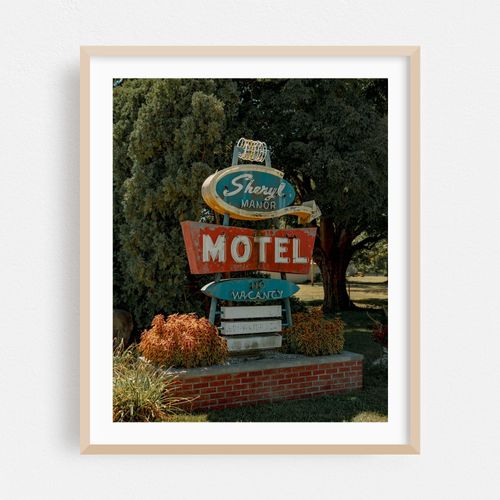Sheryl Manor Motel