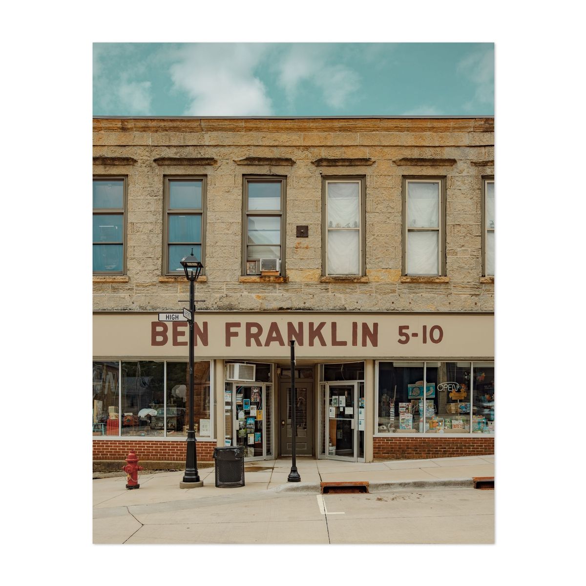 Ben Franklin Store in Mineral Point – image 1 of 2