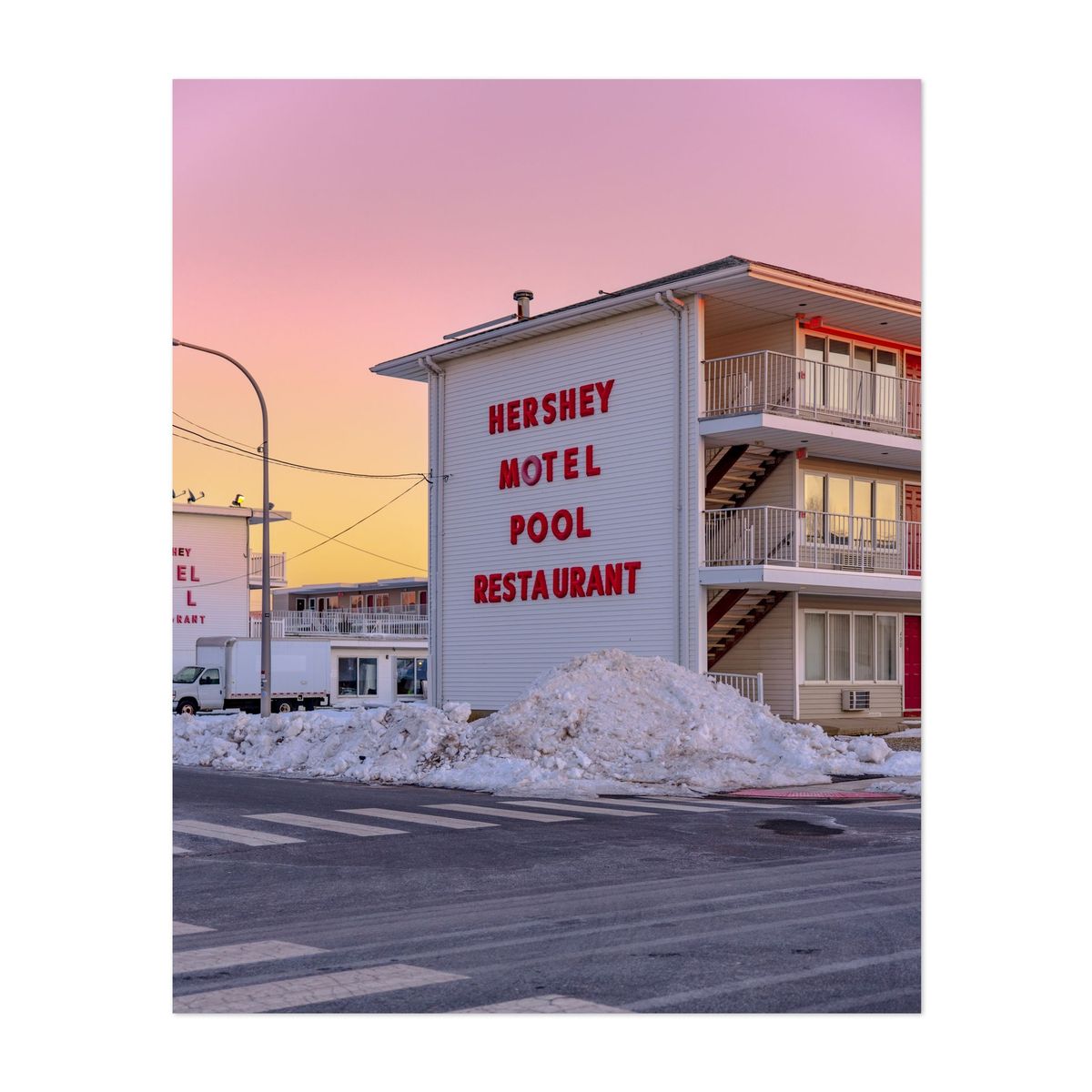 Hershey Motel Sunset 03 – image 1 of 2
