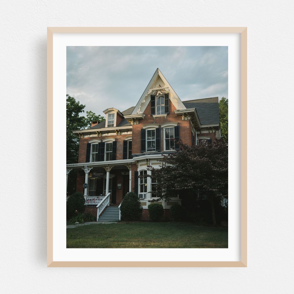 Brick House, Milford – image 1 of 12