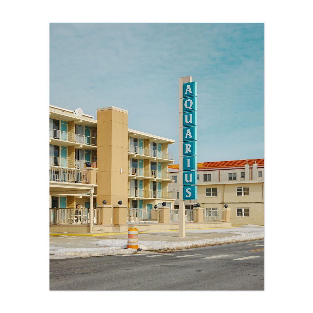Aquarius Motel in Winter 01 – image 1 of 2