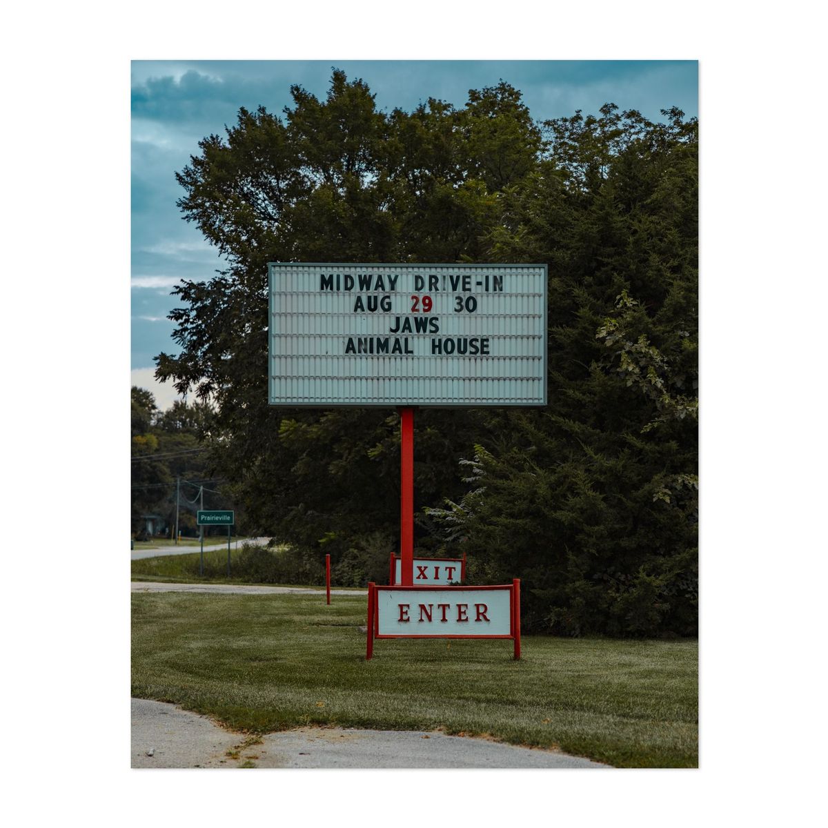 Midway Drive-In Theatre 02 – image 1 of 2