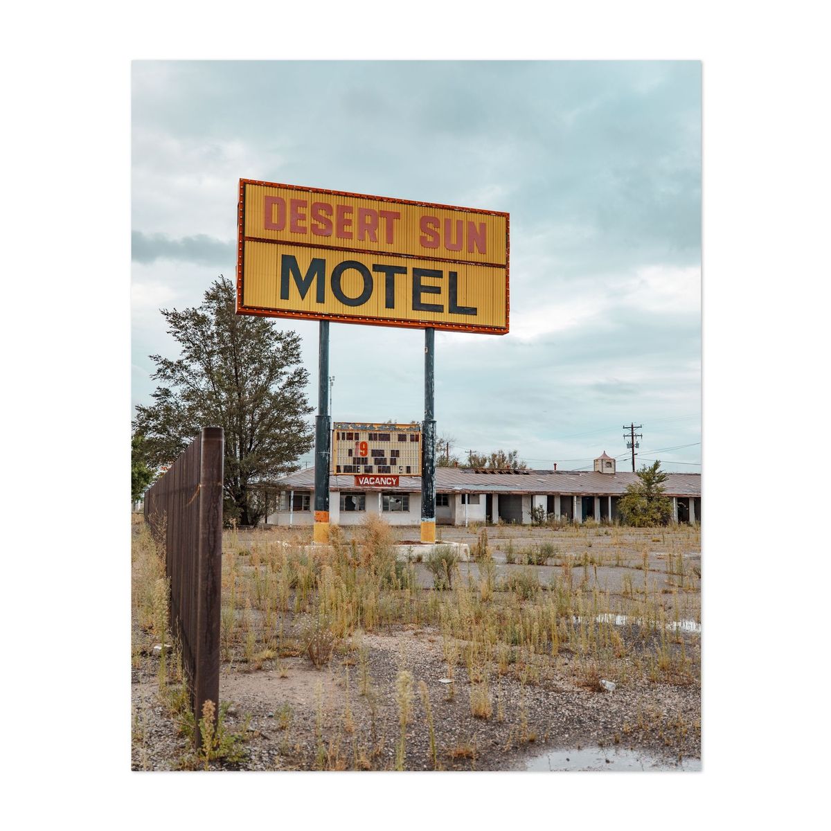 Desert Sun Motel 01 – image 1 of 2