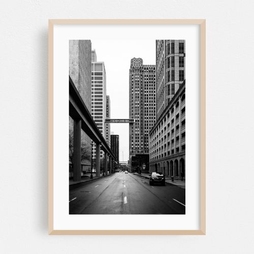 One Woodward & The Guardian Skybridge 01