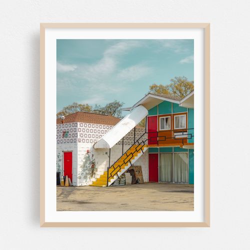Gray Plaza Motel 02