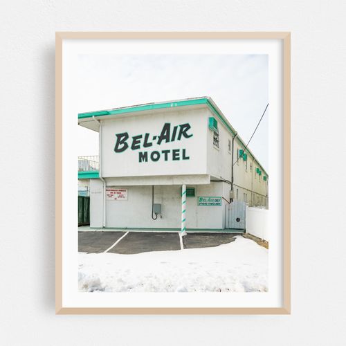 Bel-Air Motel in Winter 01